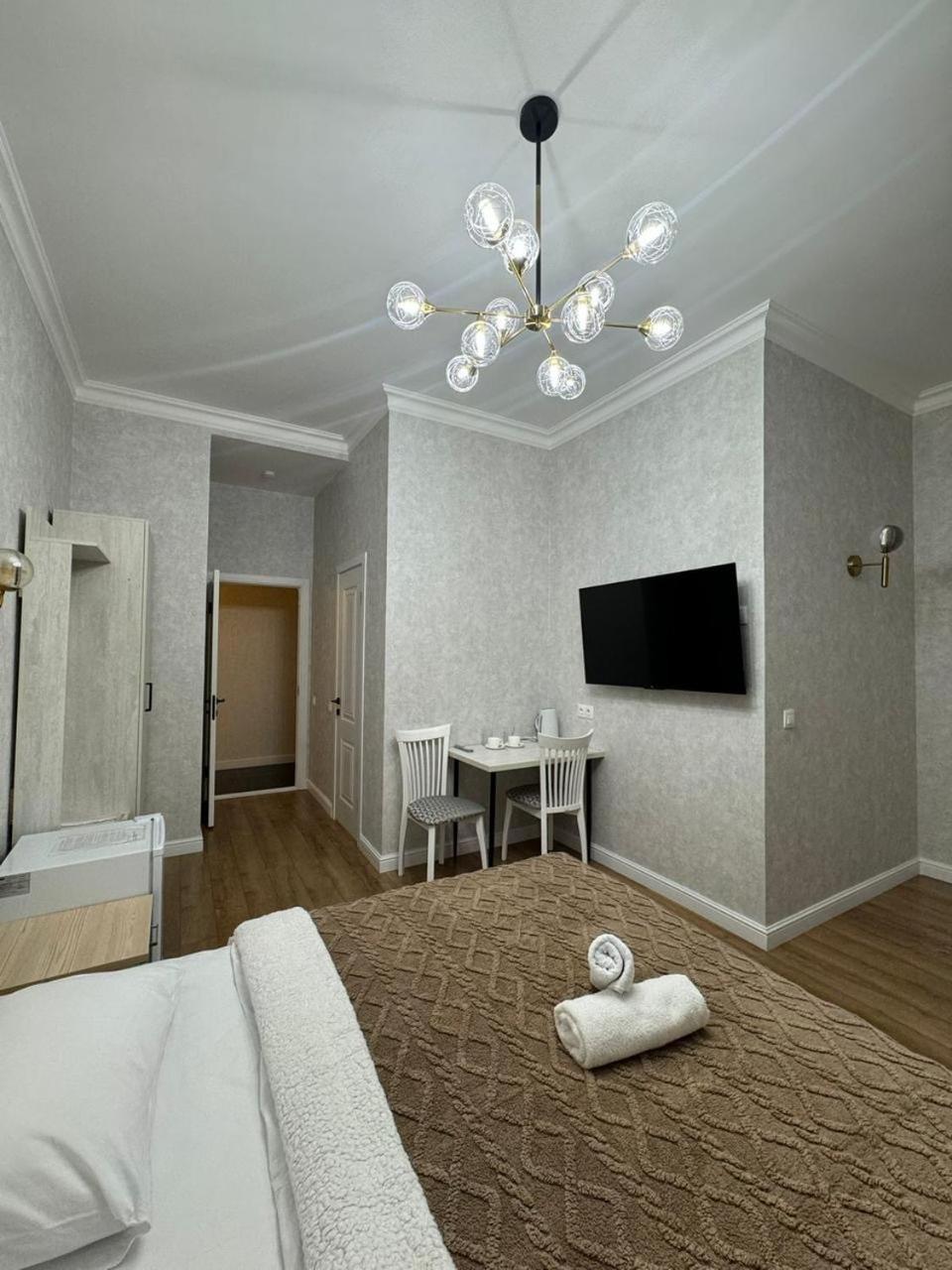 Rose Art Hotel Астана Екстериор снимка